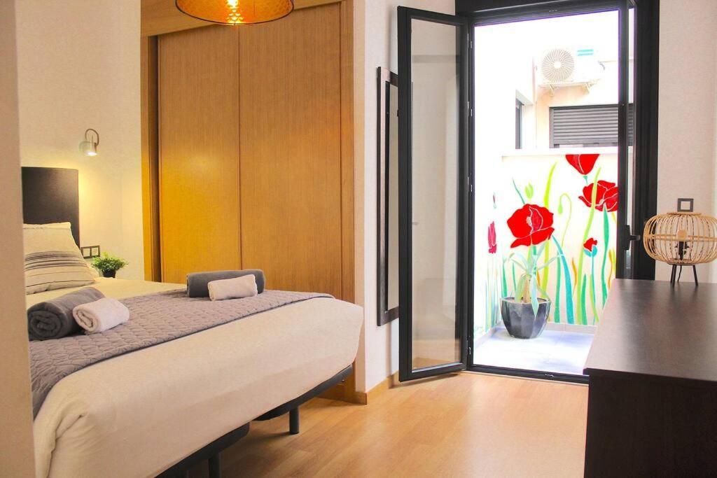 Ferienwohnung Downtown Jinetes Deluxe With Pool & Free Parking Málaga Exterior foto